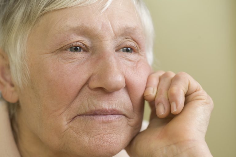 old women dating midgets