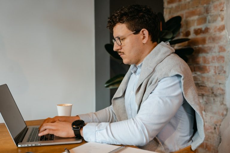 The Best Email Clients to Use to Write an Email Telling Your Grandpa How Much You Hate Him